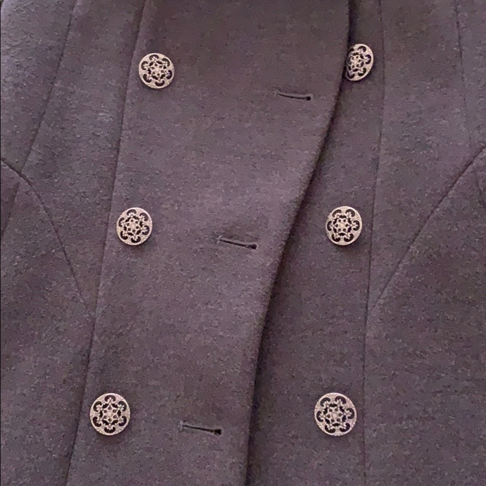 Coat - Picture 6 of 6